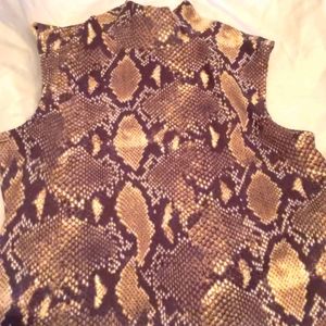 Snake design Boundaries Juniors' Mockneck